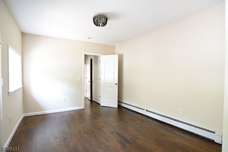 285 Orchard Ter C-1