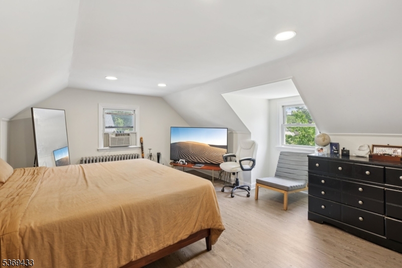 703 Elm St