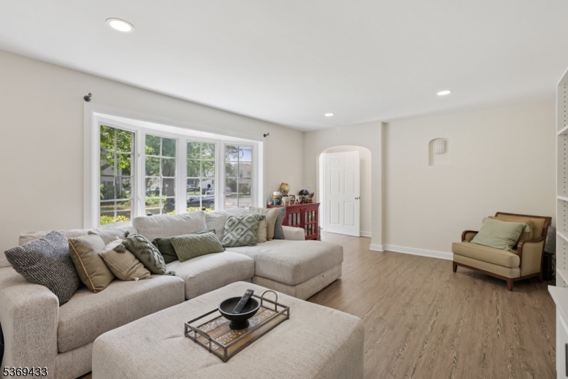 703 Elm St