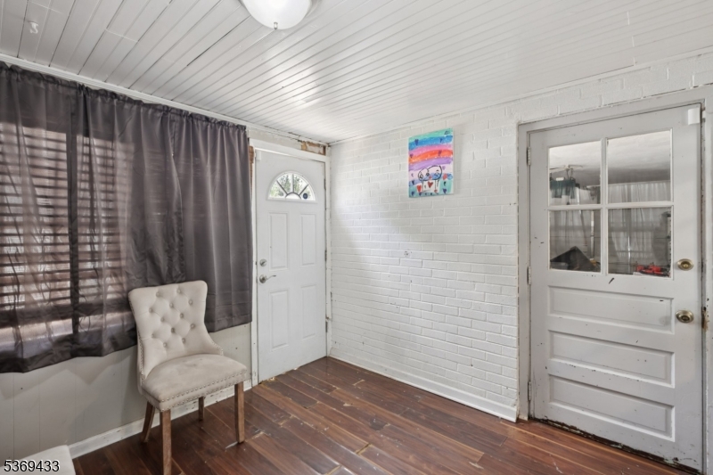 703 Elm St