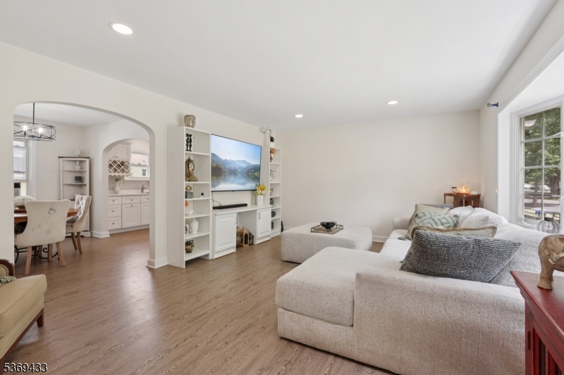 703 Elm St