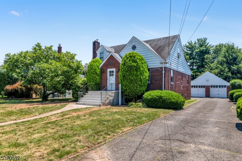 124 Franklin St