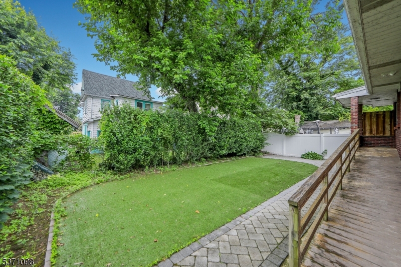 21 E Central Ave