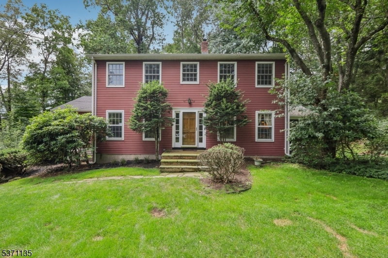 150 Deerfield Ter