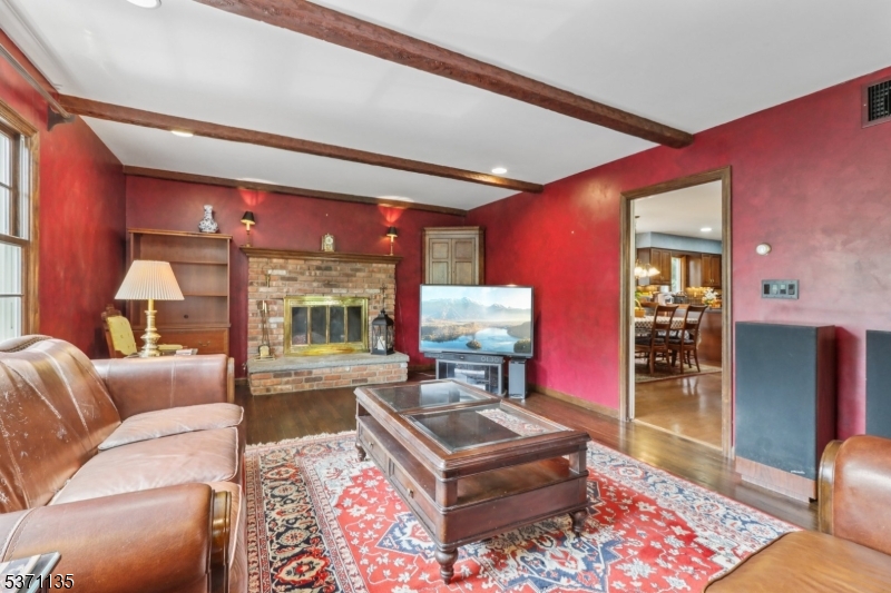 150 Deerfield Ter