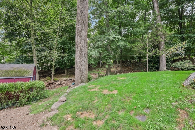 150 Deerfield Ter