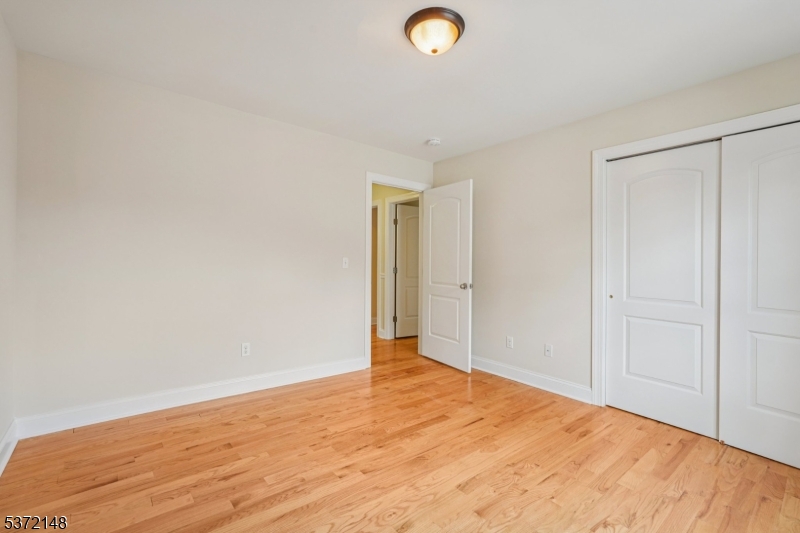 32 Spruce Ave