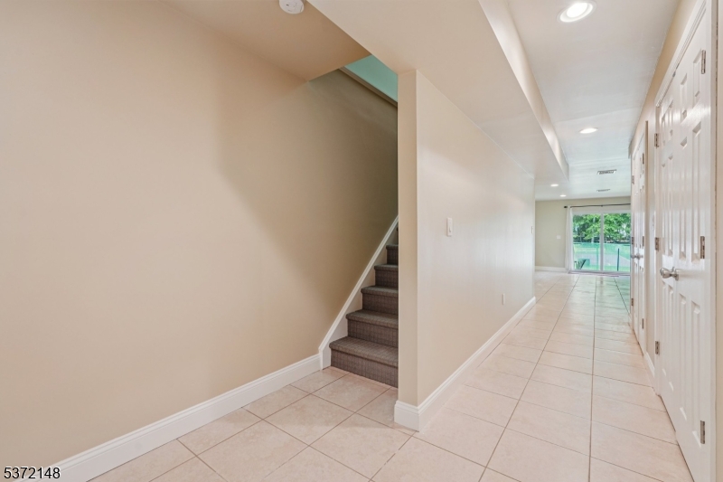 32 Spruce Ave