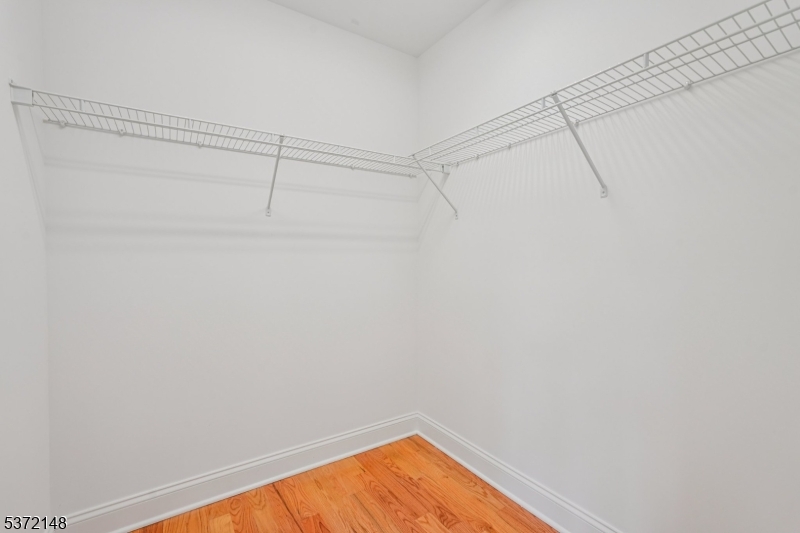 32 Spruce Ave