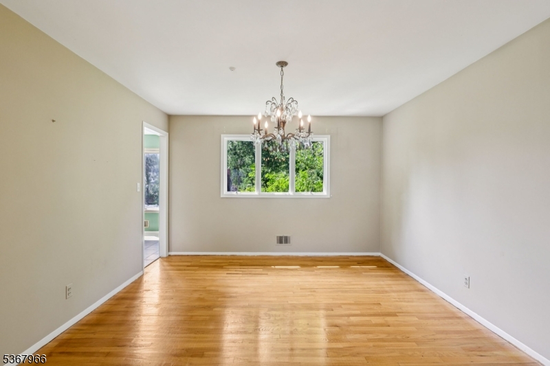 132 Dorset Dr