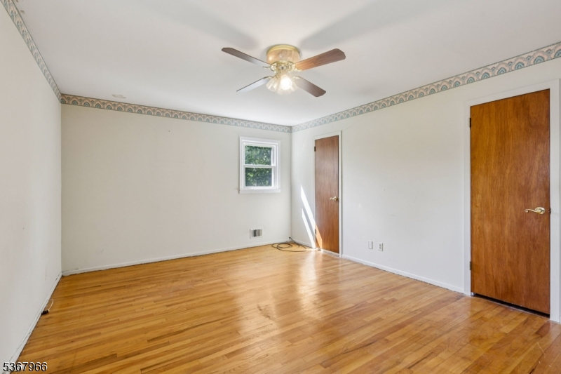 132 Dorset Dr