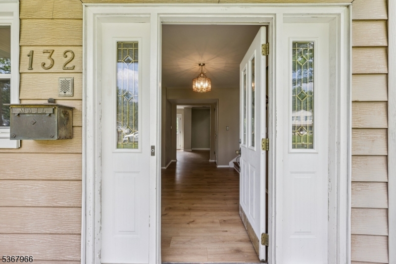 132 Dorset Dr