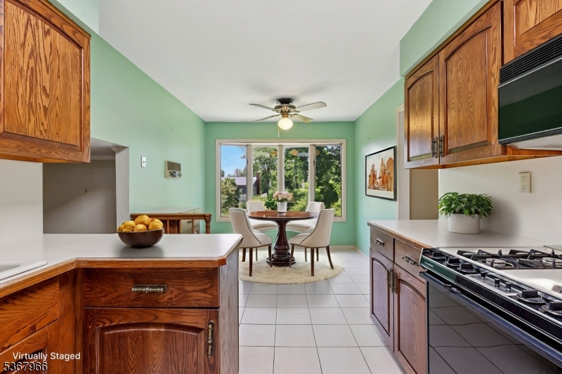 132 Dorset Dr