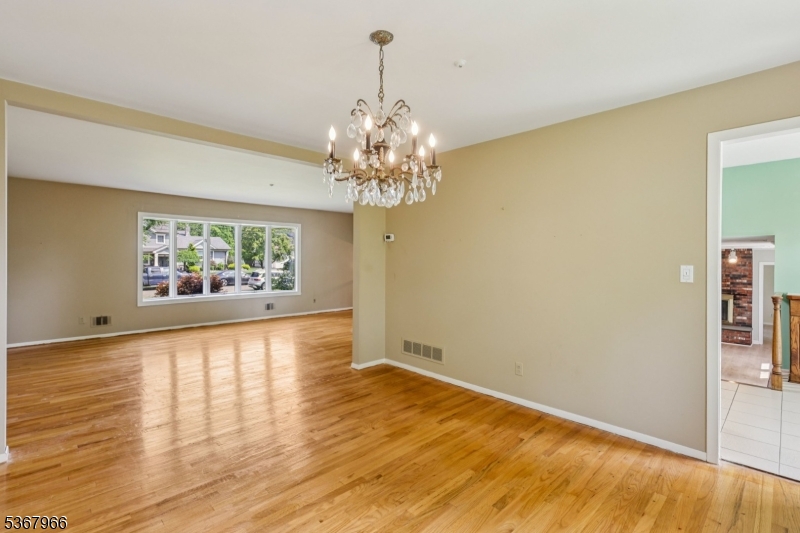 132 Dorset Dr