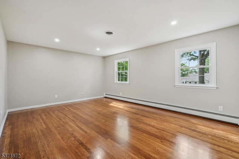 743 Birchwood Dr