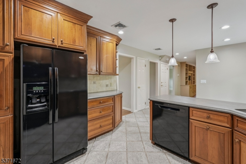 743 Birchwood Dr