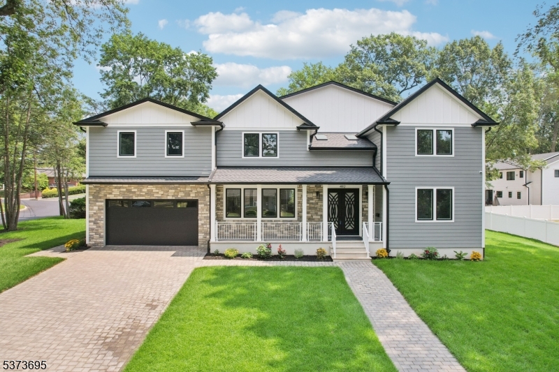 492 Oaktree Rd