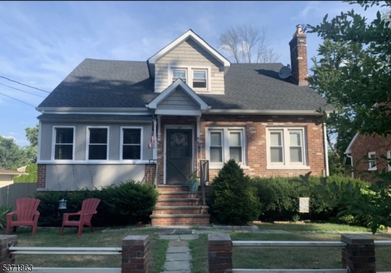 15 Rosedale Ave
