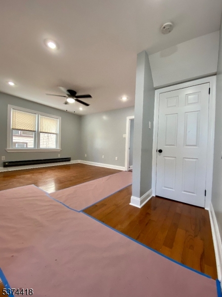 30 Chestnut Ave 2L