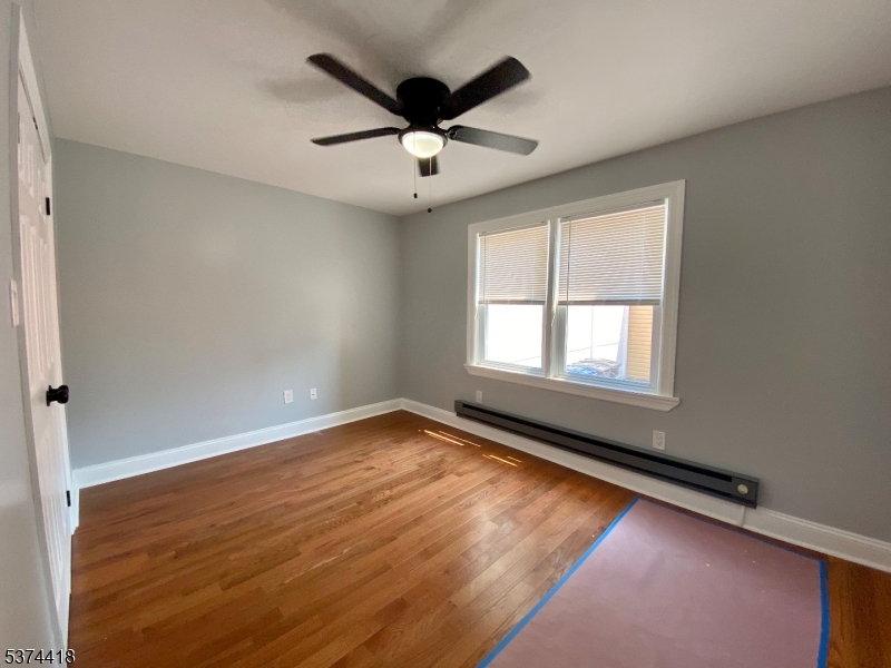 30 Chestnut Ave 2L