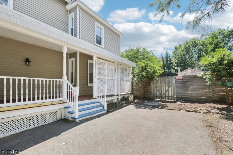 7 Clinton St