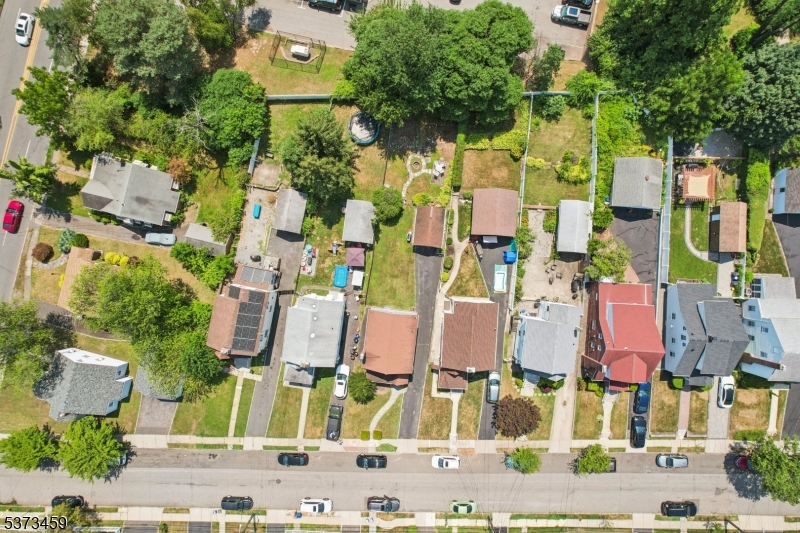 17 Berkeley Ave