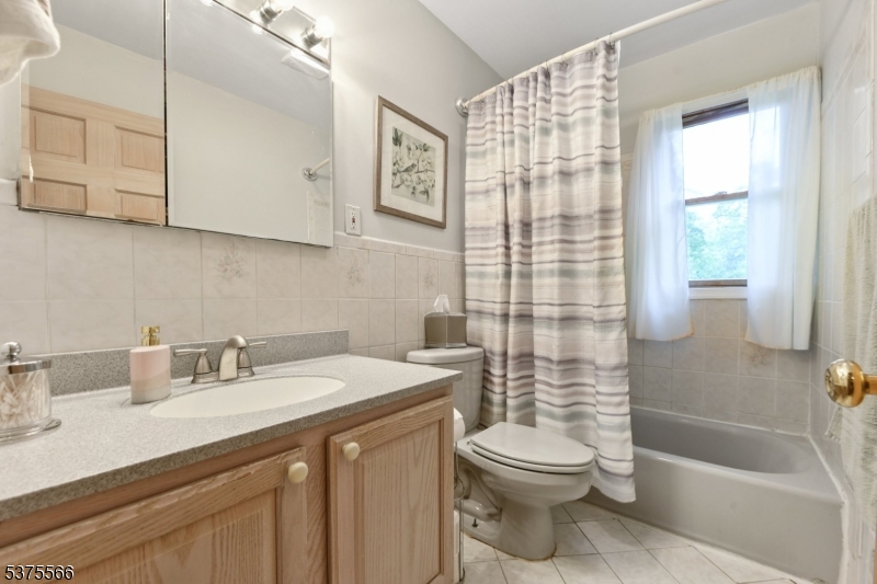 349 Charnwood Rd