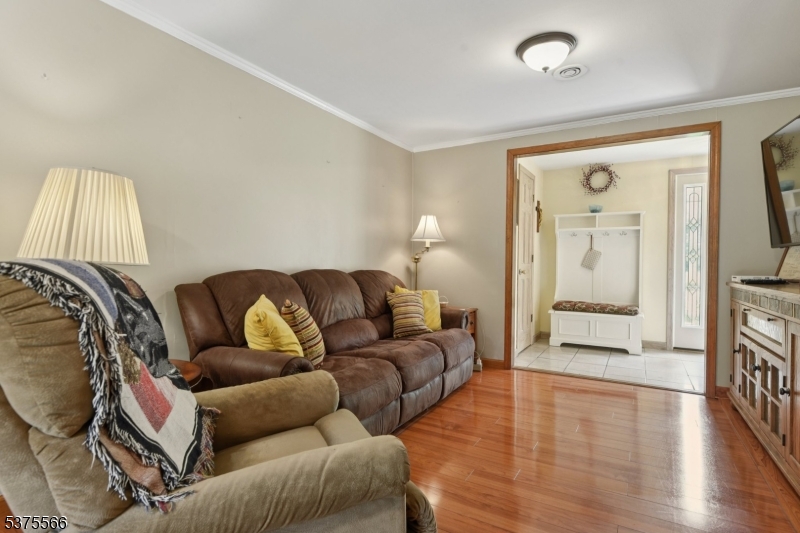 349 Charnwood Rd