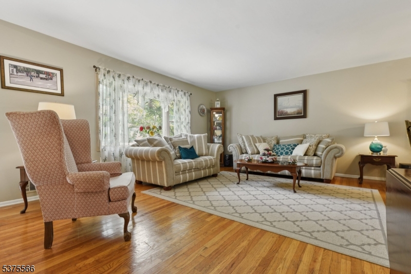 349 Charnwood Rd
