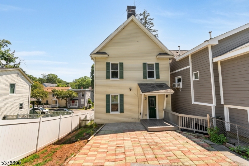 51 Madison St
