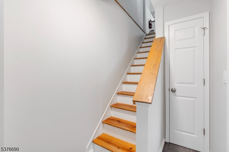 51 Madison St