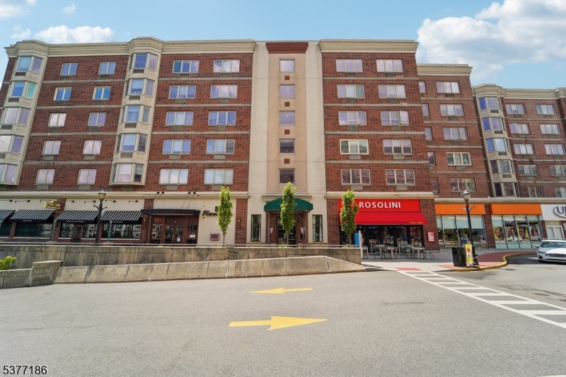 6209 City Pl