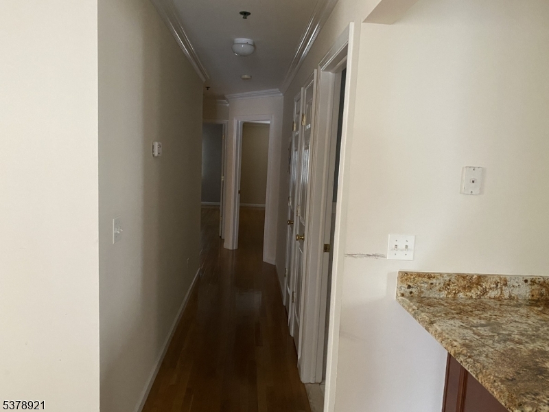 23 Saint Charles St