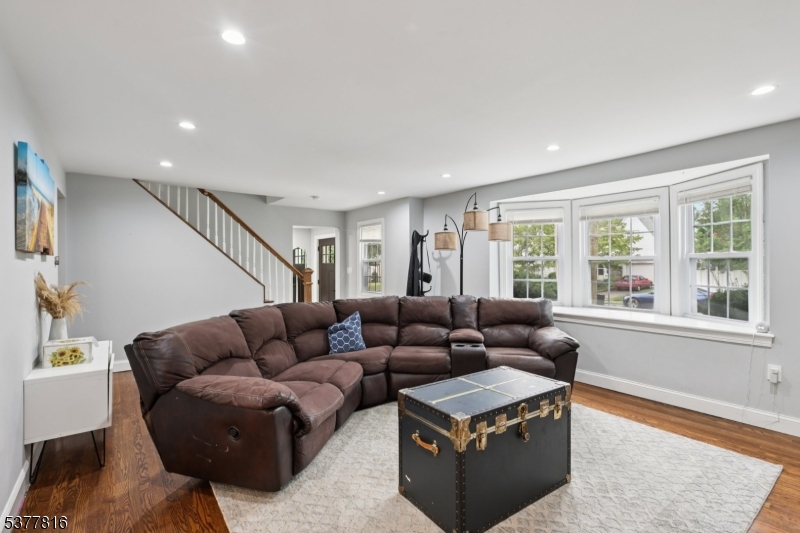 1042 Battle Hill Terrace