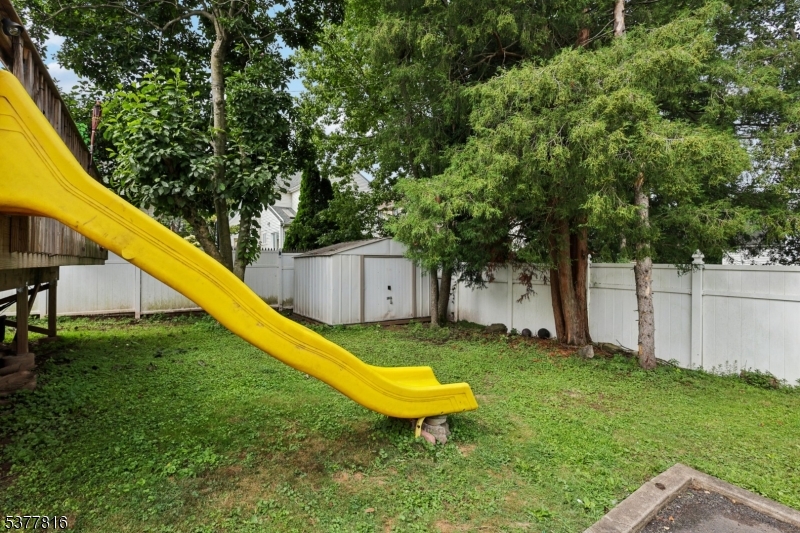 1042 Battle Hill Terrace