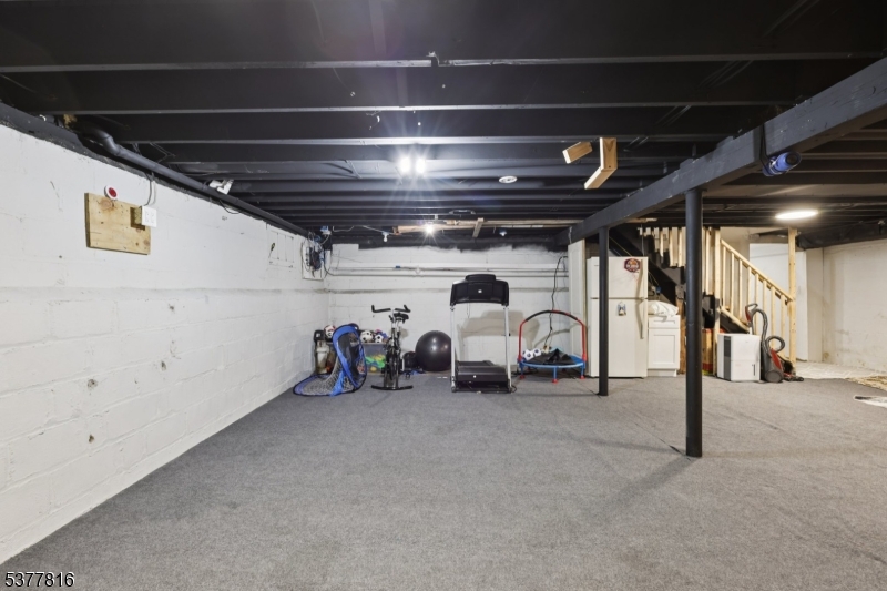 1042 Battle Hill Terrace