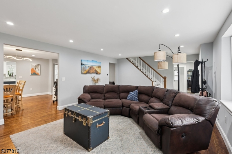 1042 Battle Hill Terrace