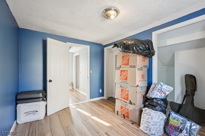 55 Hobart Pl