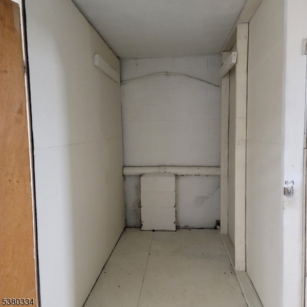 605 Grove St D7