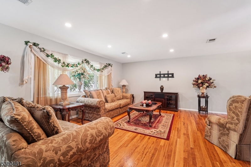 132 Northfield Road