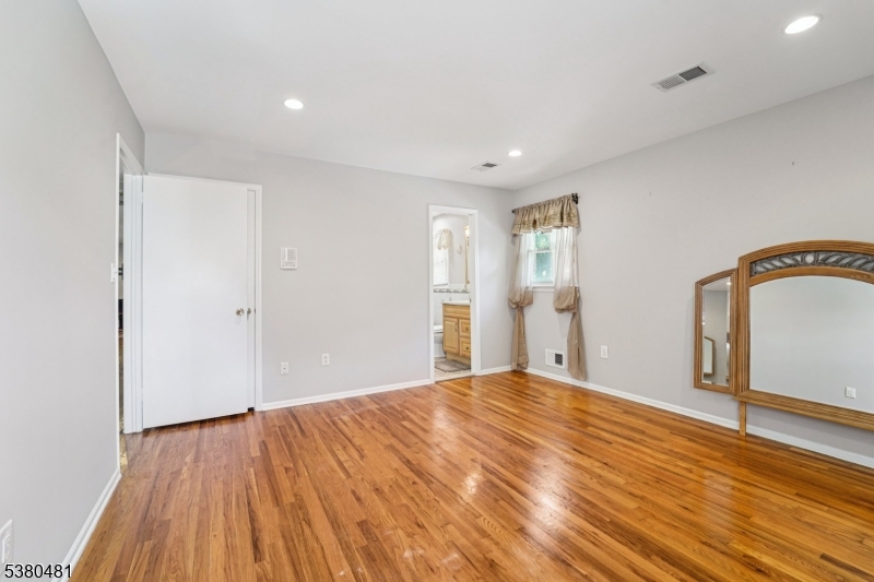 132 Northfield Road
