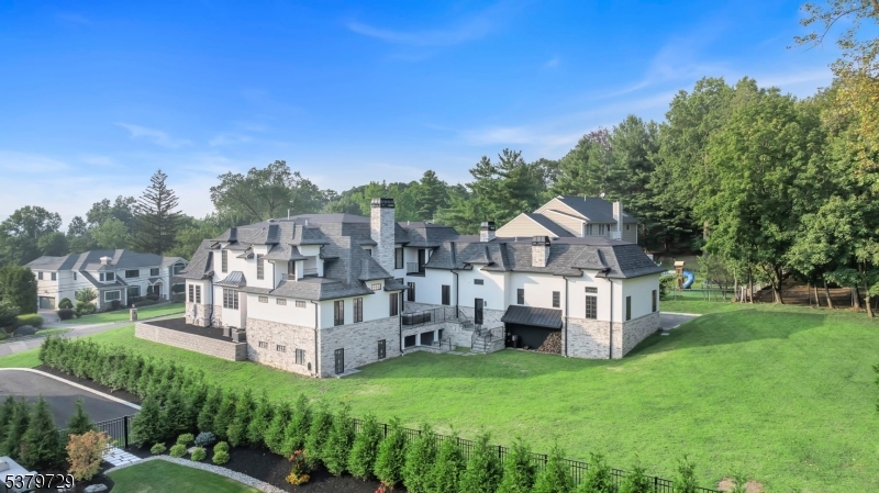 12A Hamilton Dr