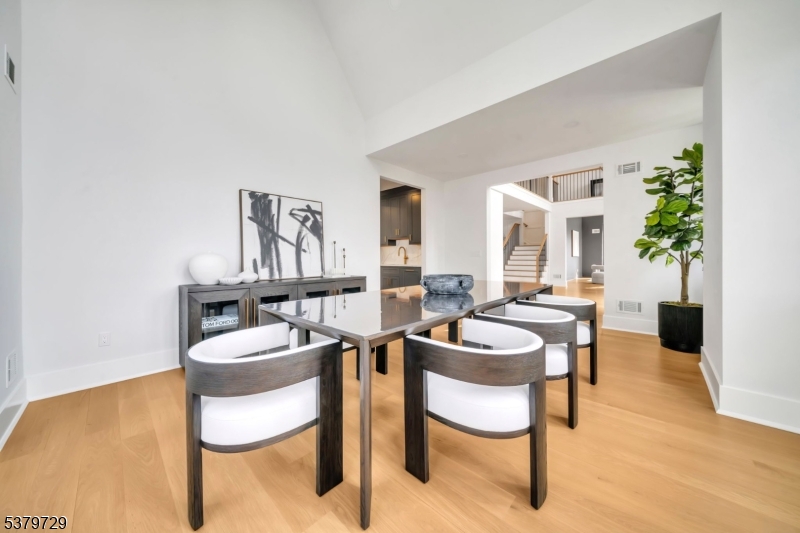 12A Hamilton Dr