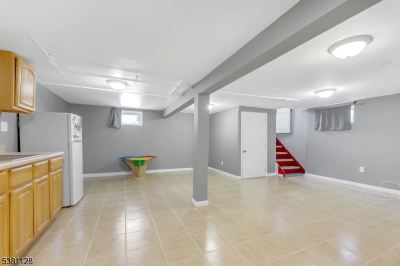 13-13 4Th St