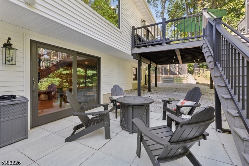 34 Chopin Dr