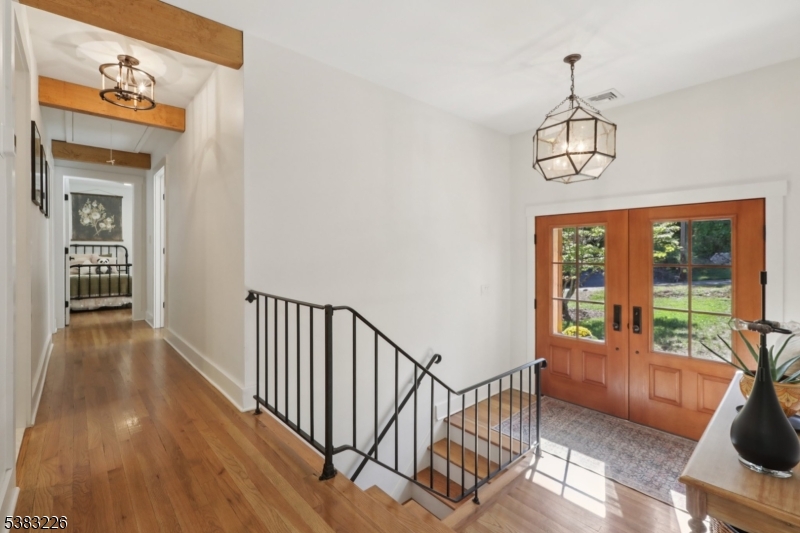 34 Chopin Dr