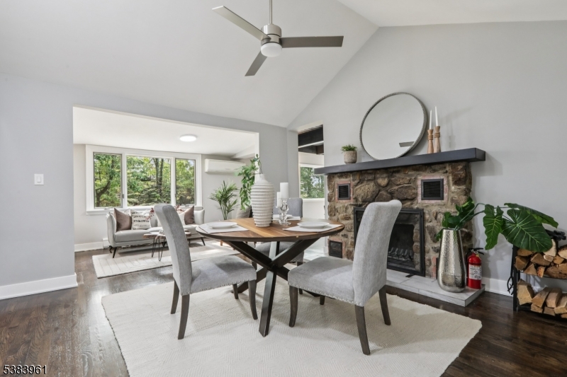 28 Sunrise Rd