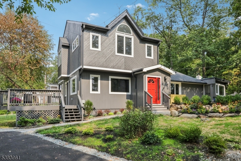 28 Sunrise Rd