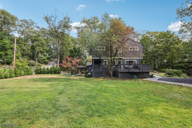 28 Sunrise Rd