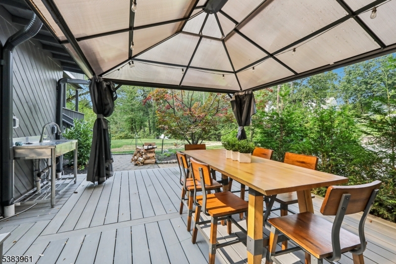 28 Sunrise Rd